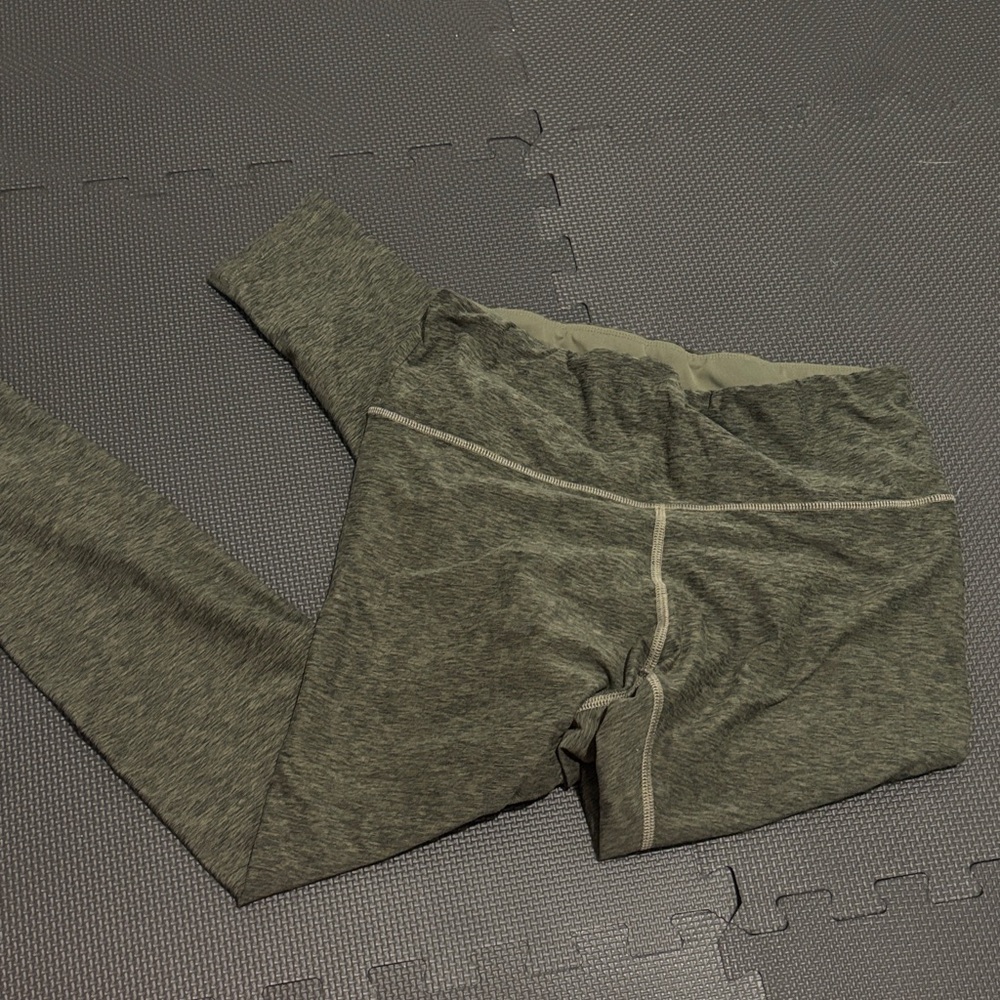 New Balance Women's Gray Leggings
